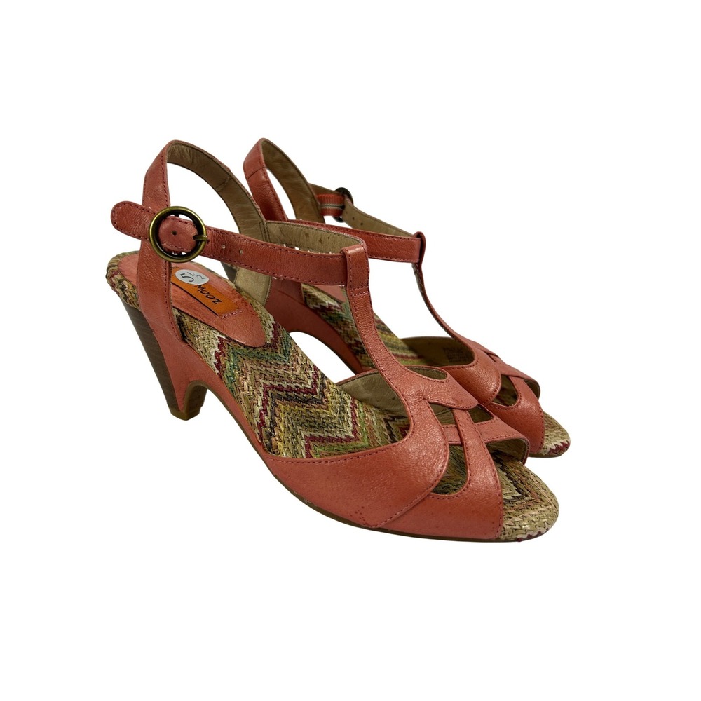 Miz Mooz Y2K Waltz Coral Leather T-Strap Peep Toe Sandals Boho‎ Heels Size 5.5